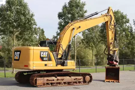 Escavadora de rastos 2018 Caterpillar 323 07A | ROTOTILT | QUICK COUPLER | BUCKET (6)