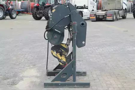 Grues mobiles 2019 [div] W5U WINCH | WINDE 5 TON (MANITOU) (4)