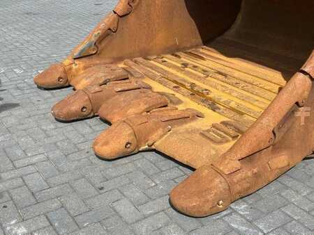 Implementos 0 Caterpillar 390 TOOTH BUCKET | TEETH BUCKET | SCHAUFEL (8)