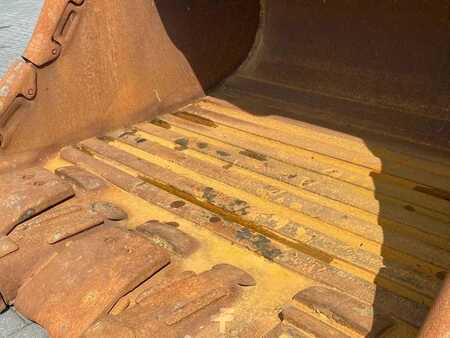 Implementos 0 Caterpillar 390 TOOTH BUCKET | TEETH BUCKET | SCHAUFEL (9)