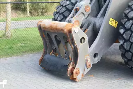 Wheel Loaders 2023 Volvo L220H | NEW TIRES L5 | CDC | BSS | QUICK COUPLER (9)