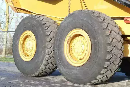Kink Dumprar 2019 Caterpillar 730 04A | TAILGATE | LOW HOURS (12)