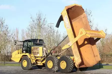 Kink Dumprar 2019 Caterpillar 730 04A | TAILGATE | LOW HOURS (3)