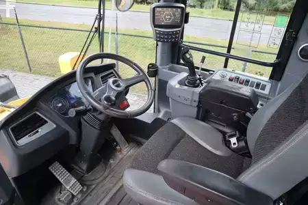 Kolové nakladače 2016 Hyundai HL940 | 2.097 HOURS! | BUCKET | QUICK COUPLER | BS (18)