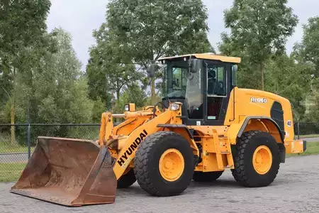 Kolové nakladače 2016 Hyundai HL940 | 2.097 HOURS! | BUCKET | QUICK COUPLER | BS (2)