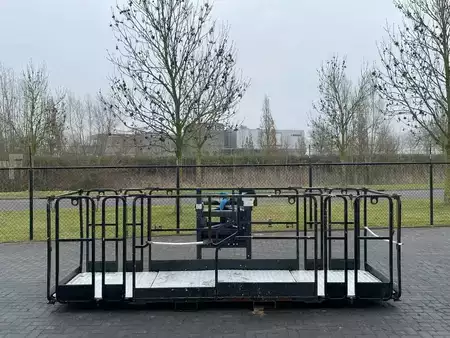 Osprzęt 2014 Manitou WORKING PLATFORM | BASKET | WERKBAK | HYDR (2)