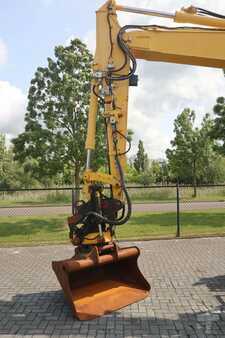 Excavadoras de ruedas 2016 Komatsu PW 160-10 | ROTOTILT | NEW TIRES (4)