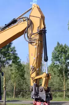 Kedjegraver 2018 Caterpillar 325 F LCR | ROTOTILT | BUCKET (8)