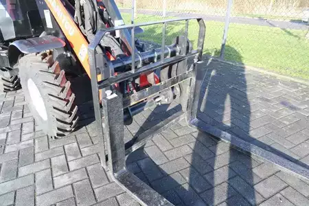 Wielladers 2022 Manitou MLA 2-25 H | FORKS | 3-M WARRANTY | NEW UNUSED (11)