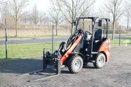 Wielladers 2022 Manitou MLA 2-25 H | FORKS | 3-M WARRANTY | NEW UNUSED (2)