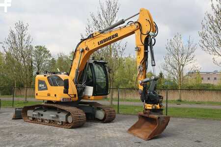 Liebherr R914 COMPACT S | ROTOTILT | 3X BUCKET | DOZERBLADE