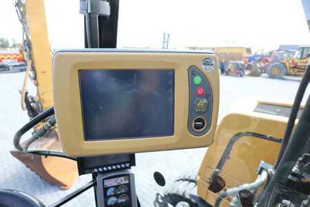 Escavatori gommati 2015 Caterpillar M318F | ROTOTILT | GPS |2X BUCKET | BSS (18)