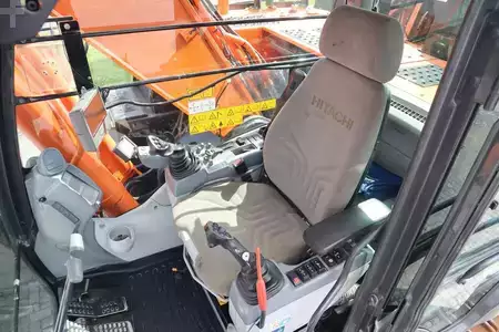 Beltegraver 2018 Hitachi ZX300 LC-6 | TOOTH BUCKET | QUICK COUPLER (14)