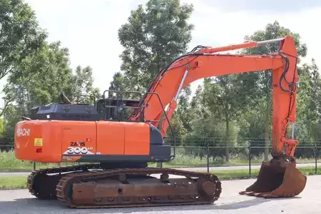 Beltegraver 2018 Hitachi ZX300 LC-6 | TOOTH BUCKET | QUICK COUPLER (6)