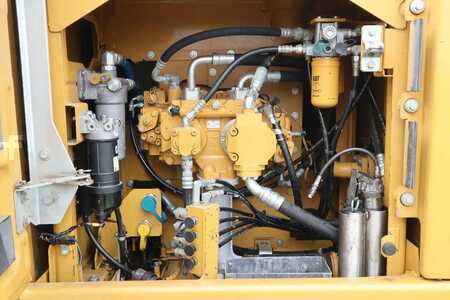 Beltegraver 2015 Caterpillar 320 EL | BUCKET | QUICK COUPLER (14)