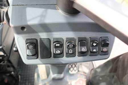 Dúmpers de cadenas 2018 Amog D12 | 4X4| DUMPER | 18 TON | DV 100 / 912 (16)