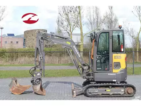 Mini kotrógép 2021 Volvo ECR25 ELECTRIC | JECR25D | TILTBUCKET | BUCKET | L (1)