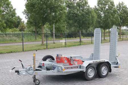 Pozostałe 2024 Brian James DIGGER PLANT 2700 KG | TANDEM AXLE | MACHINE TRANS (2)