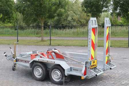 Pozostałe 2024 Brian James DIGGER PLANT 2700 KG | TANDEM AXLE | MACHINE TRANS (3)