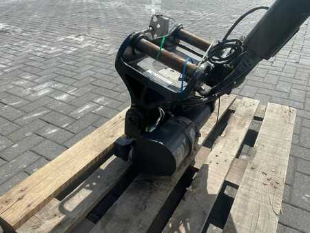 Attachments 2022 Steelwrist X06 S40 | TILT ROTATOR | VLS | FPL | RF (13)