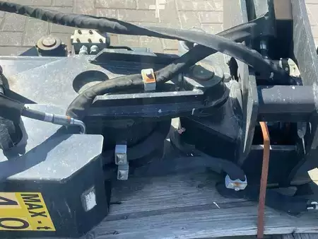 Attachments 2018 Dieci BUD7028 | CENTERING HANDLER | RIB HANDELING CLAMP (10)