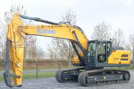 Kedjegraver 2023 XCMG XE300E | CE | CUMMINS STAGE V | HAMMER / SHEAR (2)