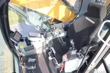Rupsgraafmachines 2018 Liebherr LH 22 M | SORTING GRAB | BLADE (15)