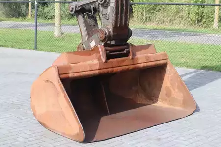 Pelles sur chenilles 2012 Volvo EC220D L EC 220 DL | BUCKET | QUICK COUPLER | CENT (10)
