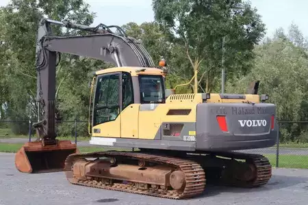 Pelles sur chenilles 2012 Volvo EC220D L EC 220 DL | BUCKET | QUICK COUPLER | CENT (3)