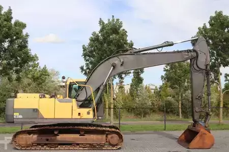 Pelles sur chenilles 2012 Volvo EC220D L EC 220 DL | BUCKET | QUICK COUPLER | CENT (4)