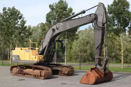 Pelles sur chenilles 2012 Volvo EC220D L EC 220 DL | BUCKET | QUICK COUPLER | CENT (5)