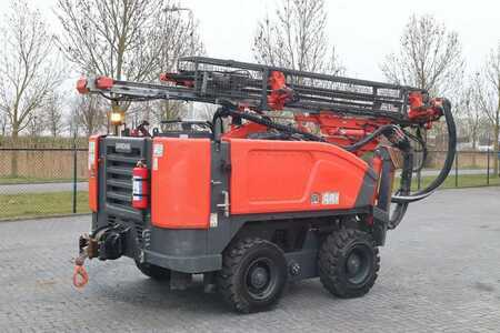 Rotary Drilling Rig 2021 Sandvik COMMANDO DC 300 RI S5 | ONLY 470 DRILLING HOURS (9)