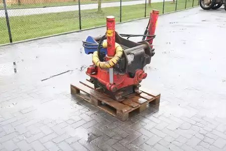 Attachments 2012 Indexator ROTOTILT RT80 | TILTROTATOR | S70 (3)