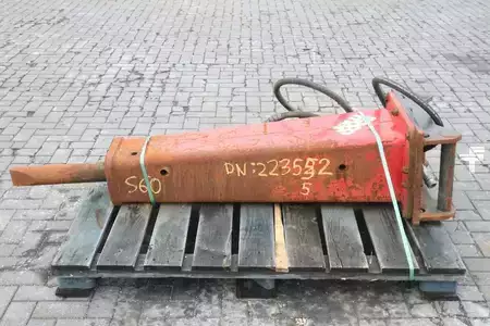 Ráépithetö részek 2005 Socomec DMS 740 DMS 740 HAMMER | HYDRAULIC BREAKER | S60 (4)