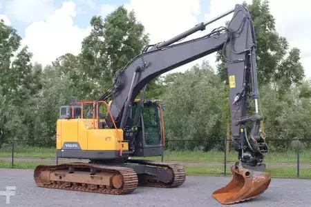 Rupsgraafmachines 2020 Volvo ECR235EL | ECR 235 EL | TILTROTATOR | BUCKET | GOO (5)