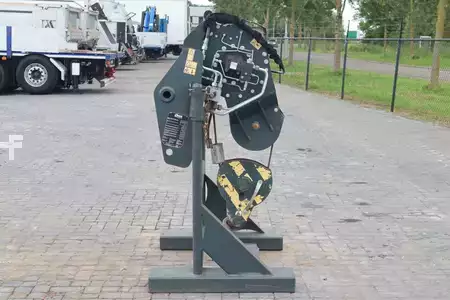 Grues mobiles 2019 [div] W5U WINCH | WINDE 5 TON (MANITOU) (8)