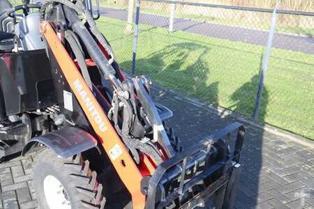 Wielladers 2022 Manitou MLA 2-25 H | FORKS | QUICK COUPLER | NEW UNUSED (12)
