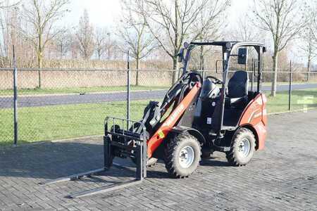 Wielladers 2022 Manitou MLA 2-25 H | FORKS | QUICK COUPLER | NEW UNUSED (2)