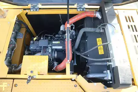 Telakaivinkoneet  2023 XCMG XE300E | CE | CUMMINS STAGE V | HAMMER / SHEAR (13)