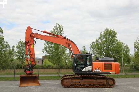 Escavadora de rastos 2018 Hitachi ZX300 LC-6 | ROTOTILT | BUCKET | GPS (1)