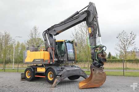 Escavadora de rodas 2018 Volvo EW 220 E | TILTROTATOR | BUCKET | 2-PIECE | BSS (5)