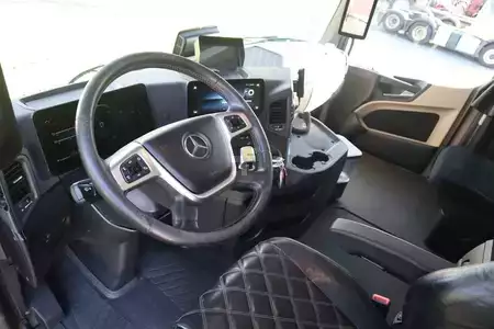 Övrigt 2020 Mercedes-Benz Actros 2553 | 6X2 | RETARDER | 1M FLOOR HEIGHT | E (18)