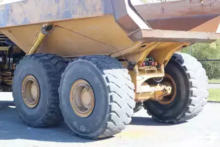 Articulated Dump Trucks 2007 Caterpillar 740 | CENTRAL LUBE | AIRCO (16)