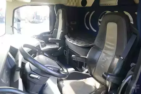 Ostatní 2017 Volvo FH 16.750 | 6X2 | RETARDER | HYDR | SPECIAL INTERI (17)