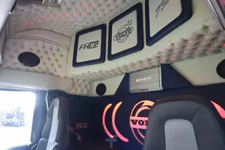 Ostatní 2017 Volvo FH 16.750 | 6X2 | RETARDER | HYDR | SPECIAL INTERI (18)