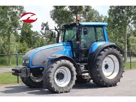 Ostatní 2009 Valtra T160 AC5.5 | DUTCH MACHINE | MANUEL | POWERSHIFT (1)