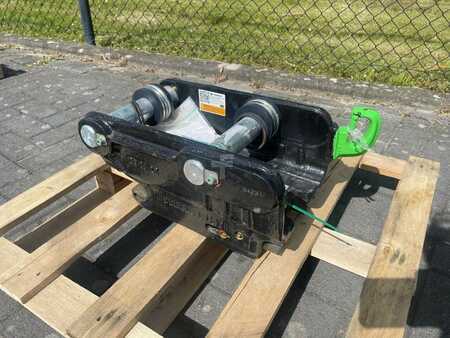 Attachments 2022 Steelwrist QC S40 FPL | QUICK COUPLER | 2 - 6 TON | NEW / UNU (1)