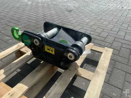 Attachments 2022 Steelwrist QC S40 FPL | QUICK COUPLER | 2 - 6 TON | NEW / UNU (5)