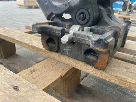 Attachments 2021 Steelwrist TCX S30 - 180 MEC | TILT COUPLER | TILTING COUPLER (9)