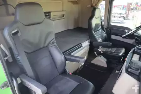 Outro 2018 MAN TGX 26.640 | 6X2*4 | RETARDER | BDF | STEERING AXL (16)